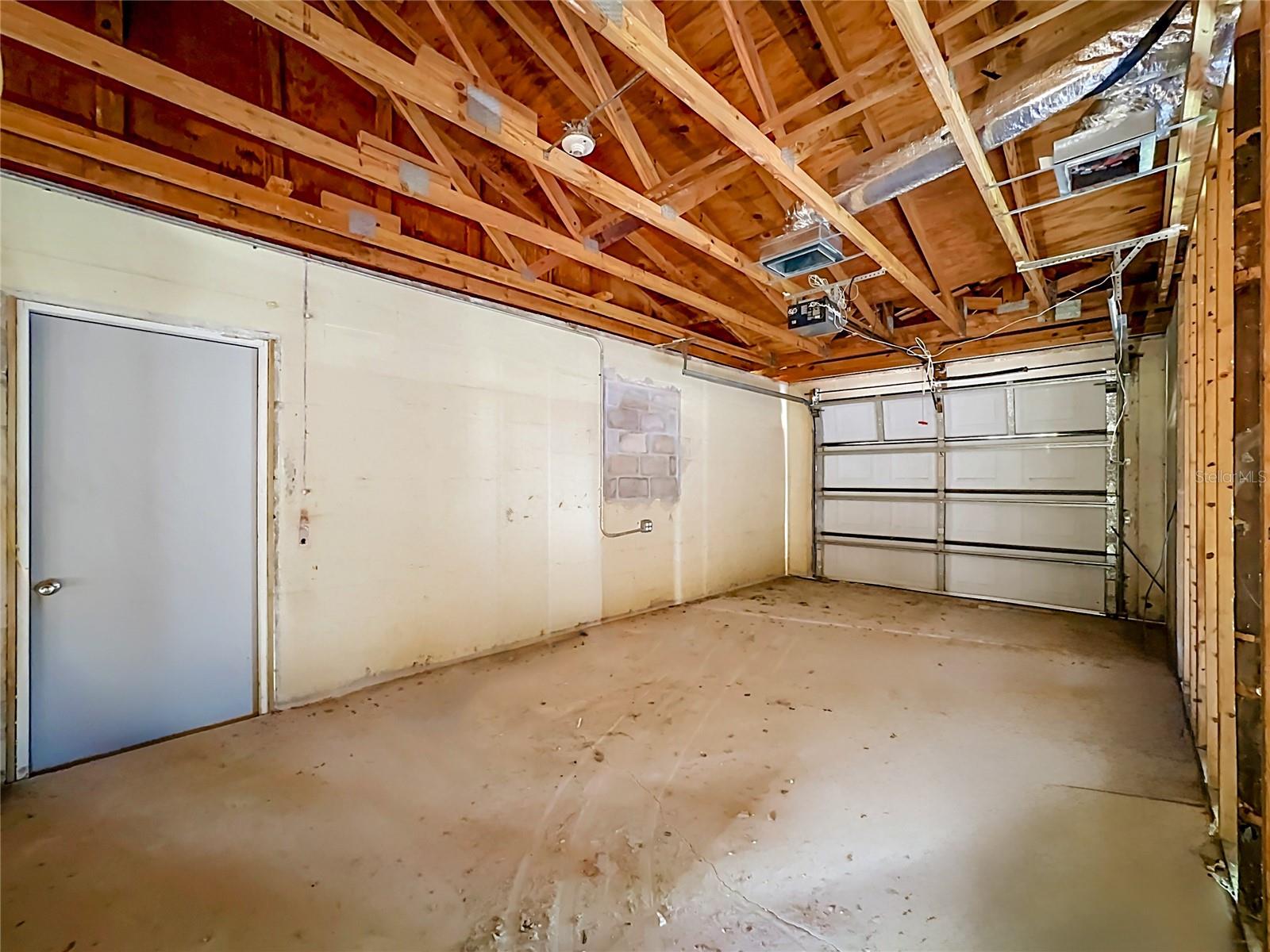 1409 17th St E Property Photo 15