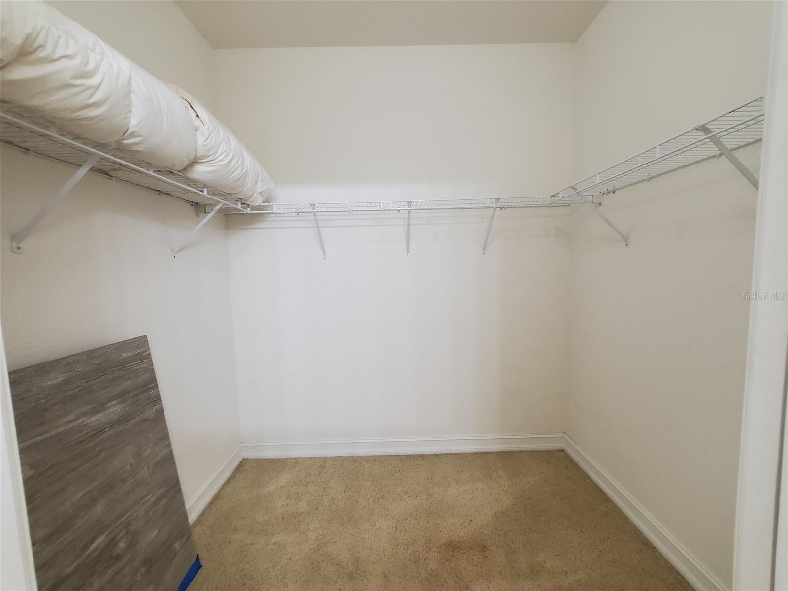 7196 N Plum Tree #325 Property Photo 16