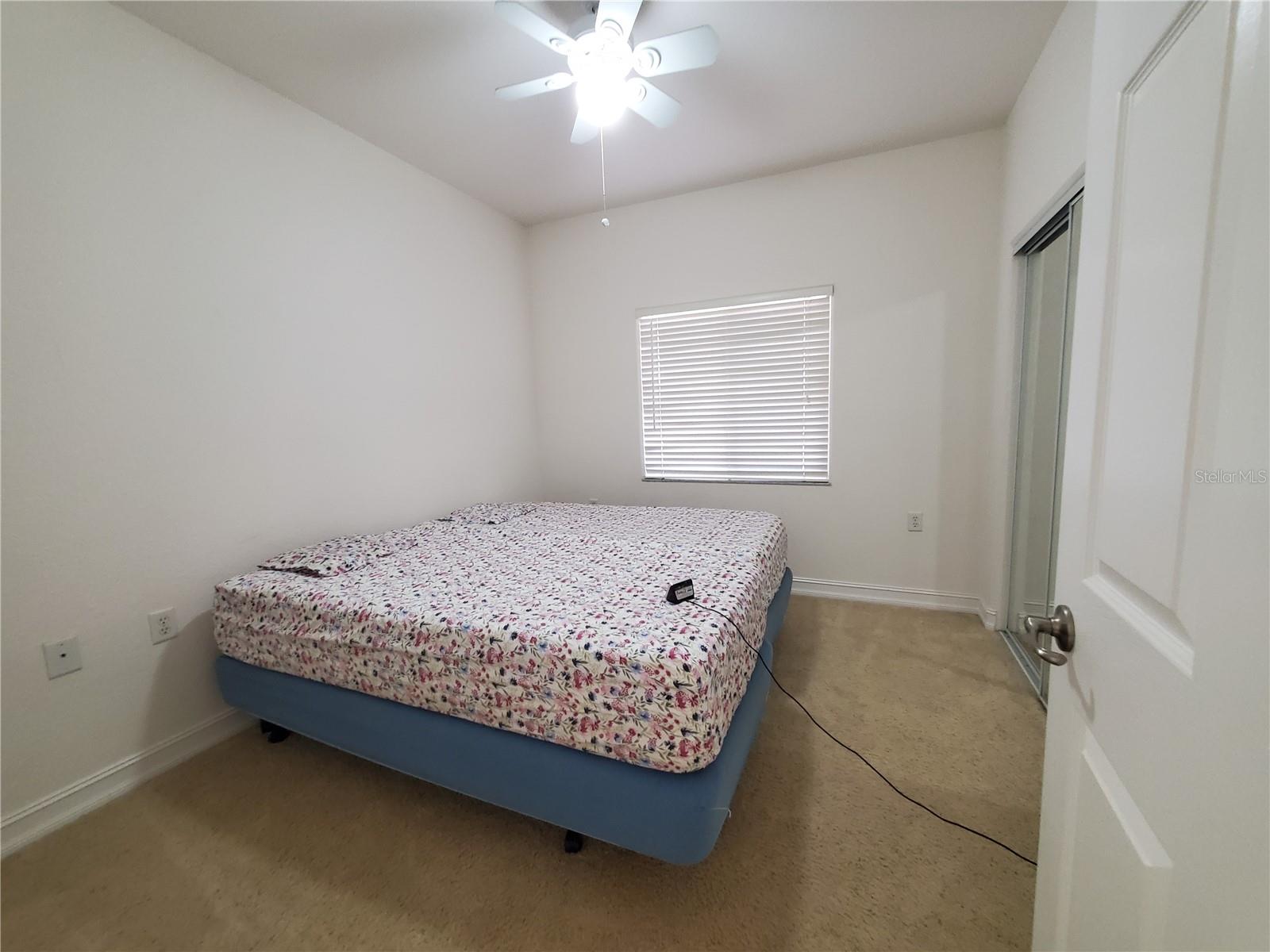 7196 N Plum Tree #325 Property Photo 18