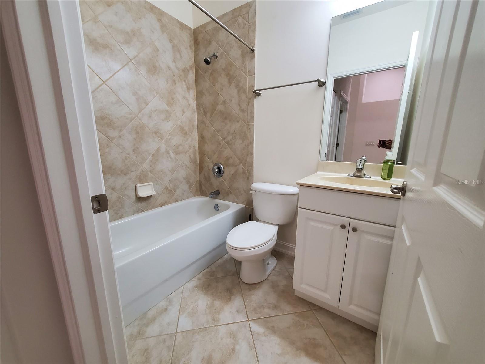 7196 N Plum Tree #325 Property Photo 19