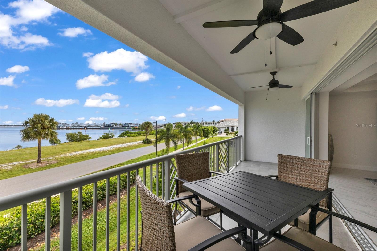 1425 Park Beach Cir #124 Property Photo 40
