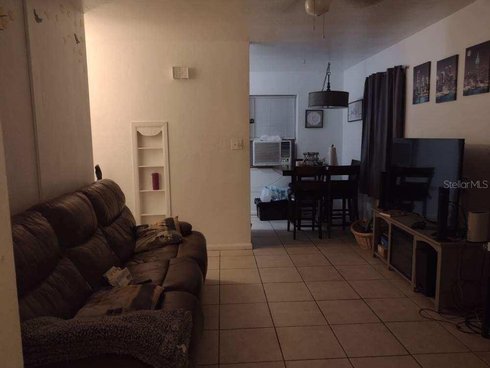 2328 Picnic St Property Photo 6