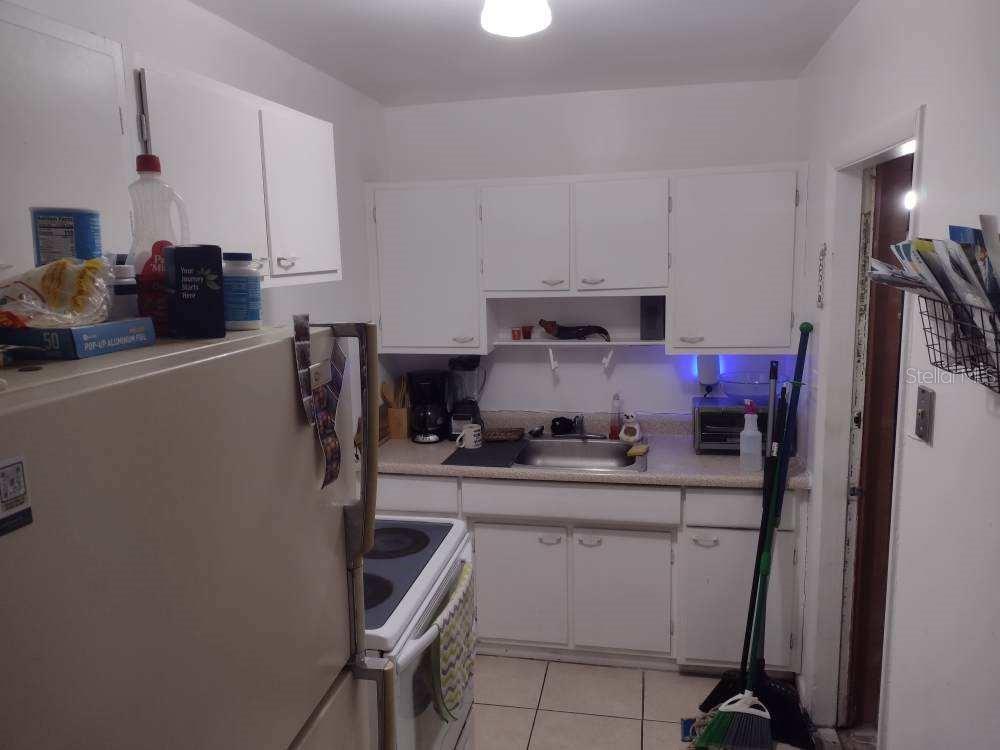2328 Picnic St Property Photo 9