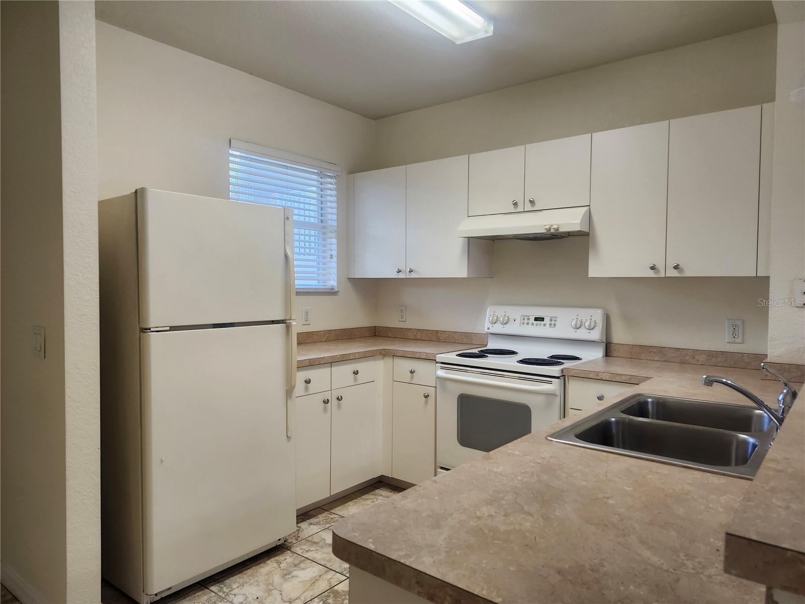 1490 San Cristobal Ave #a4 Property Photo 5