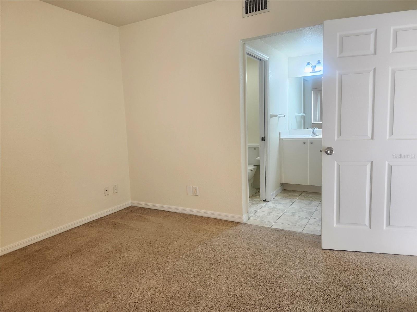 1490 San Cristobal Ave #a4 Property Photo 8