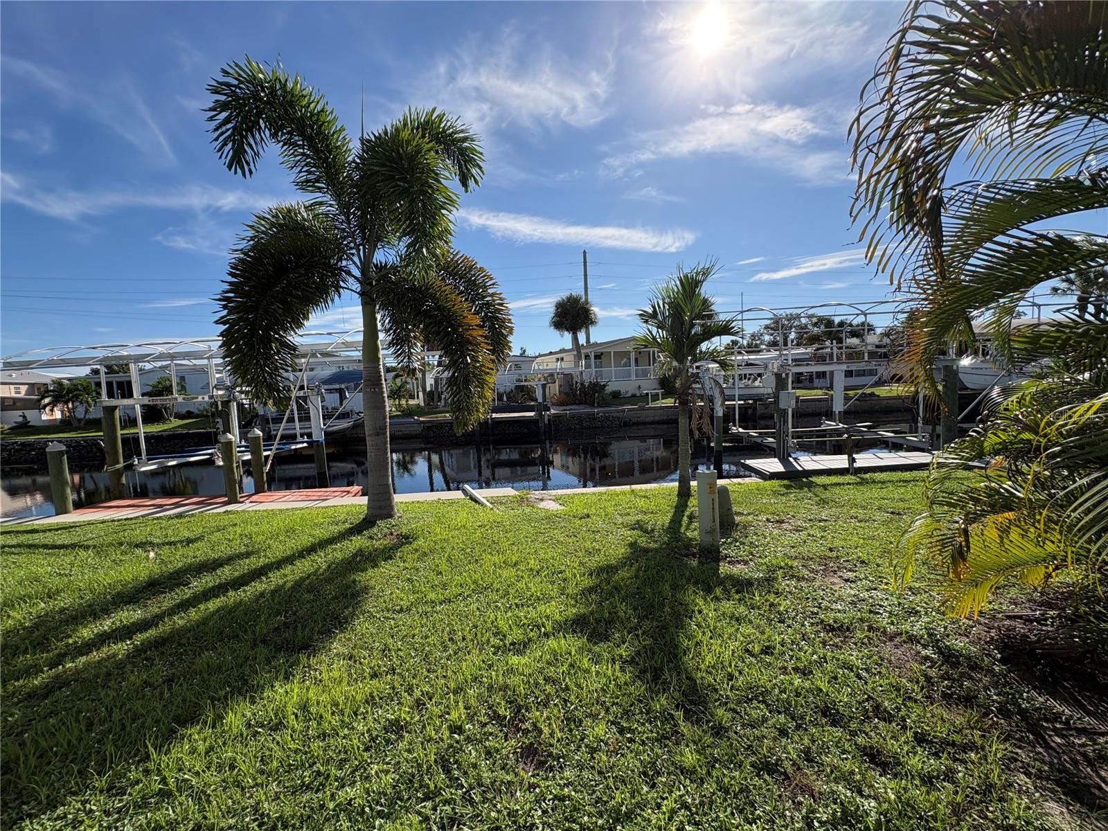 3308 Sunny Harbor Dr Property Photo 4