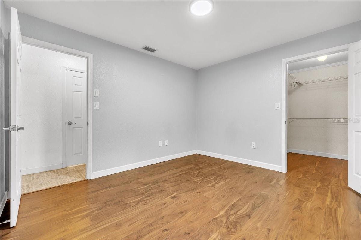 21238 Hubbard Ave Property Photo 24