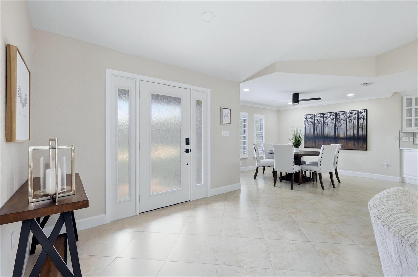 1014 Via Tripoli Property Photo 4