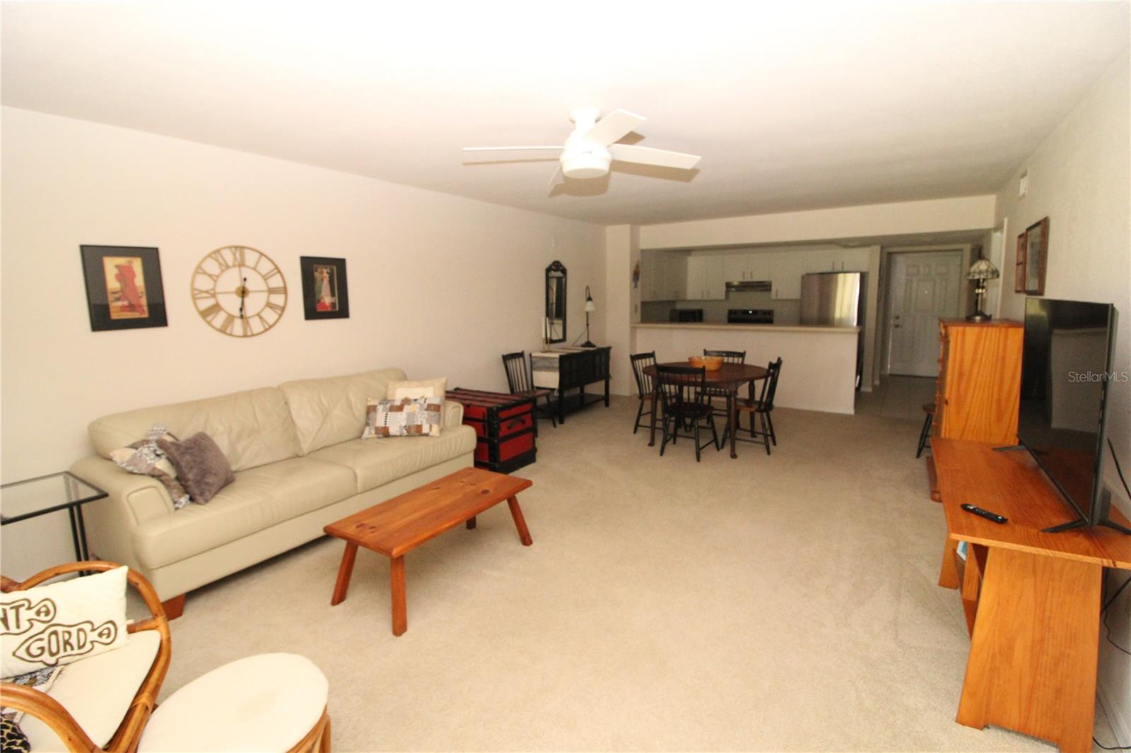 1335 Saxony Cir #315 Property Photo 7