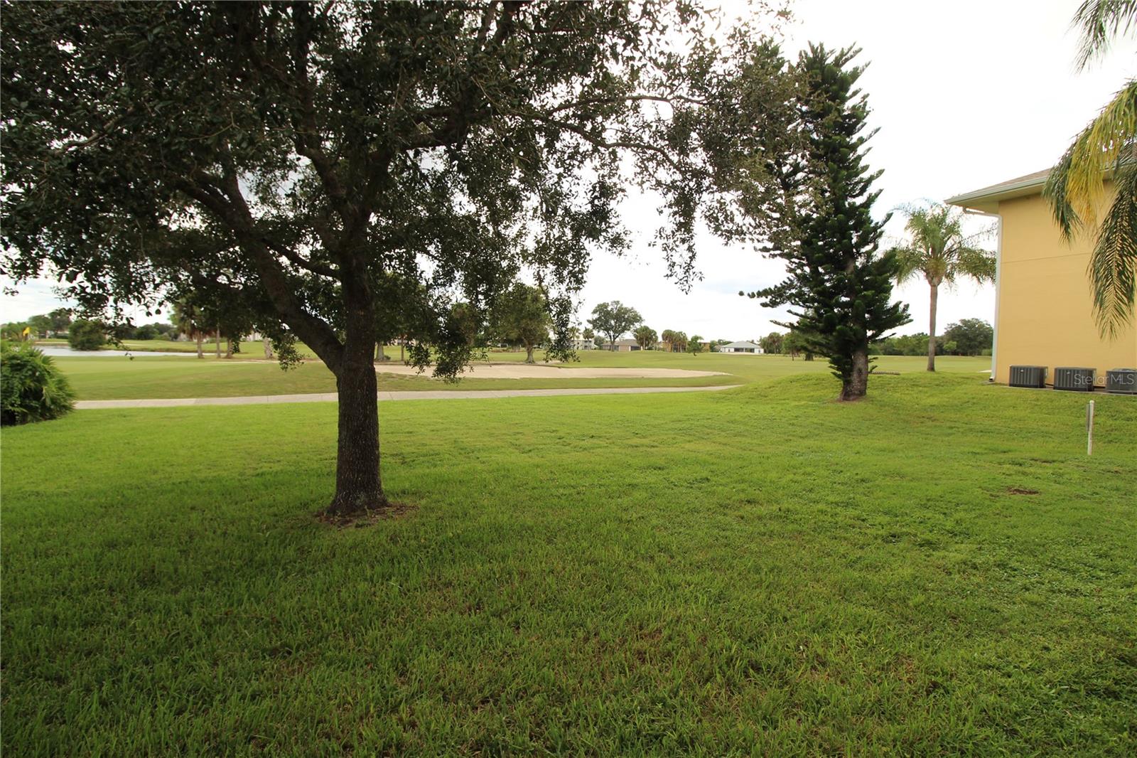 1335 Saxony Cir #315 Property Photo 27