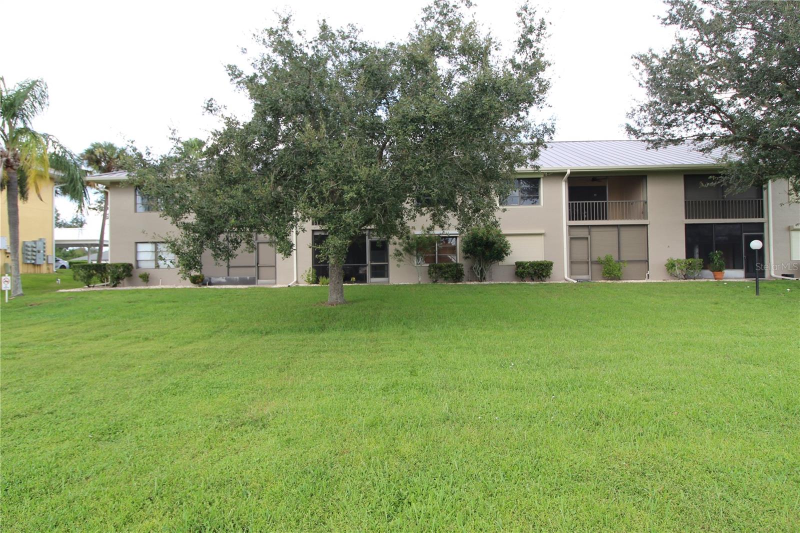 1335 Saxony Cir #315 Property Photo 29