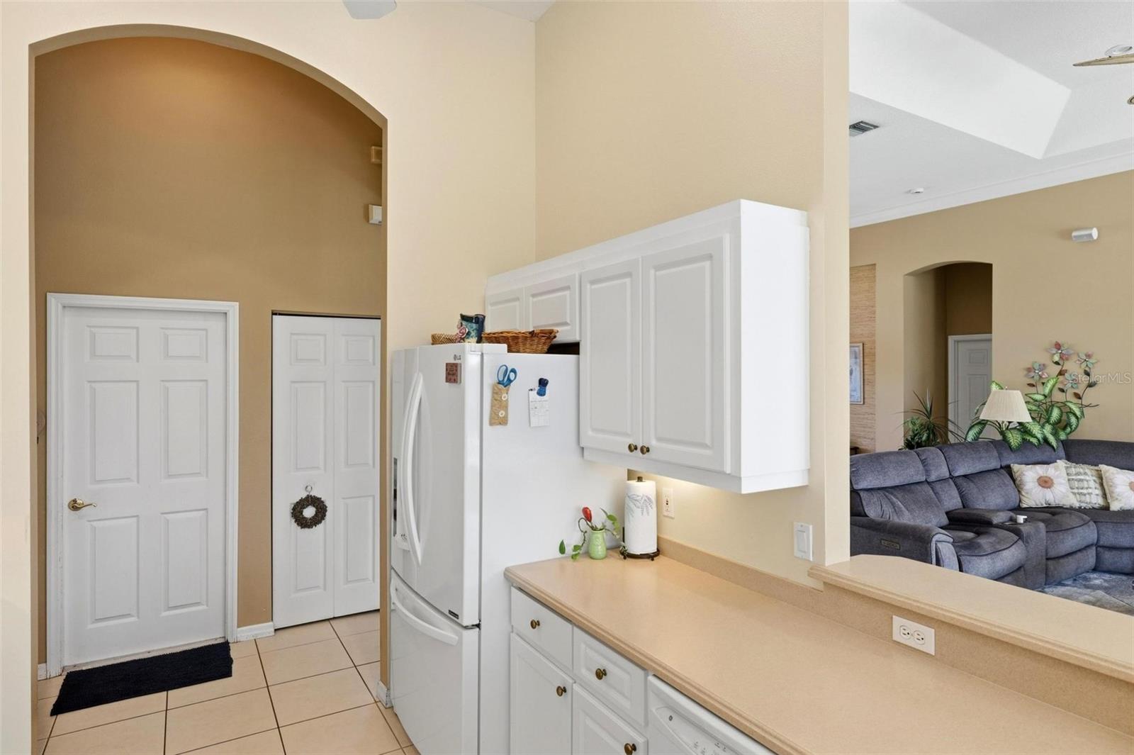 26419 View Dr Property Photo 17
