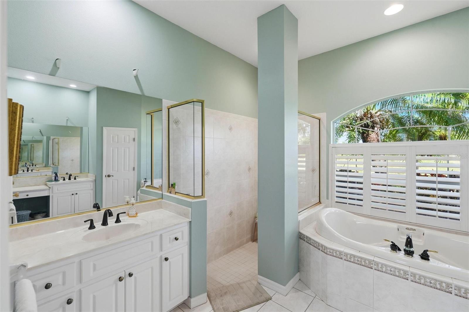 26419 View Dr Property Photo 24