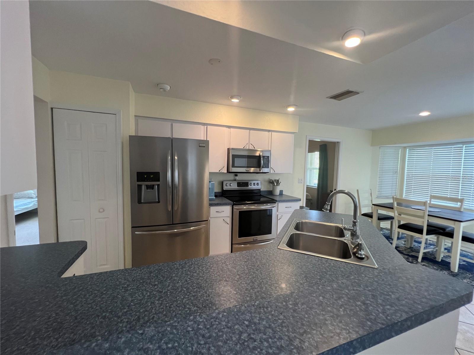 1126 Waterside St Property Photo 10