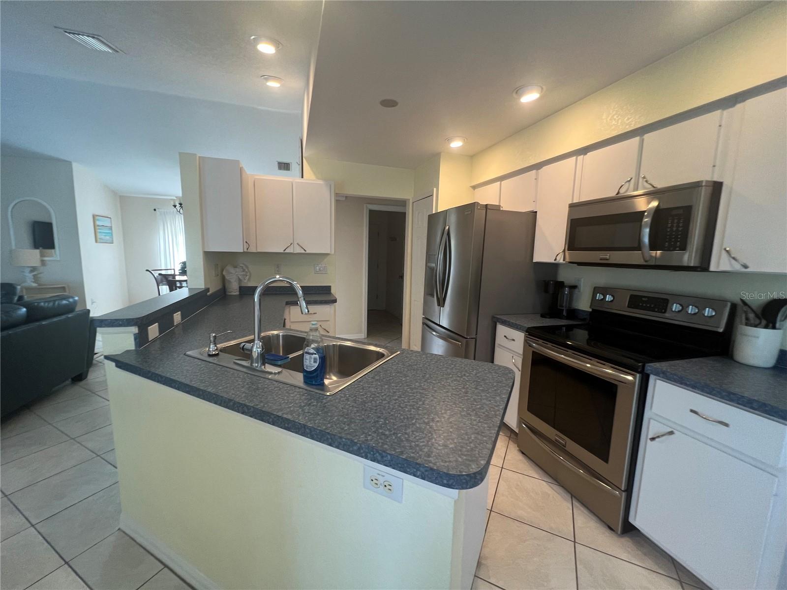 1126 Waterside St Property Photo 15