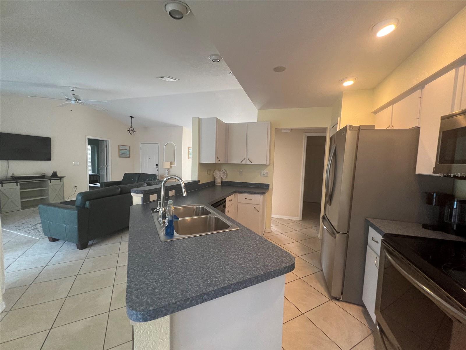 1126 Waterside St Property Photo 17