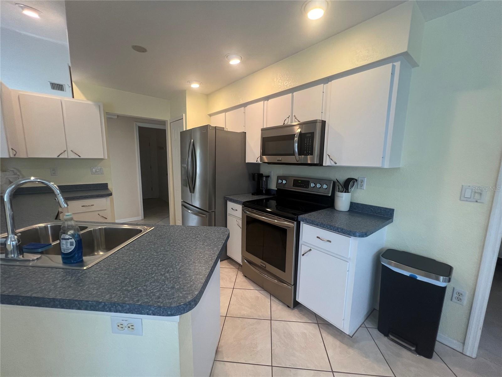 1126 Waterside St Property Photo 21
