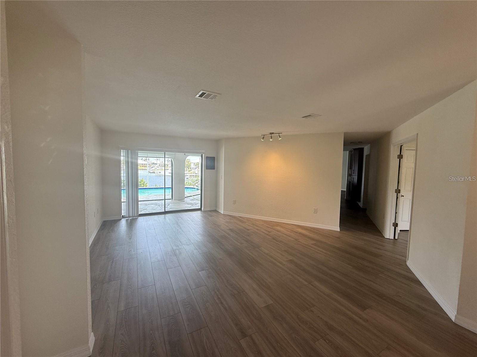 3621 Whippoorwill Blvd Property Photo 4