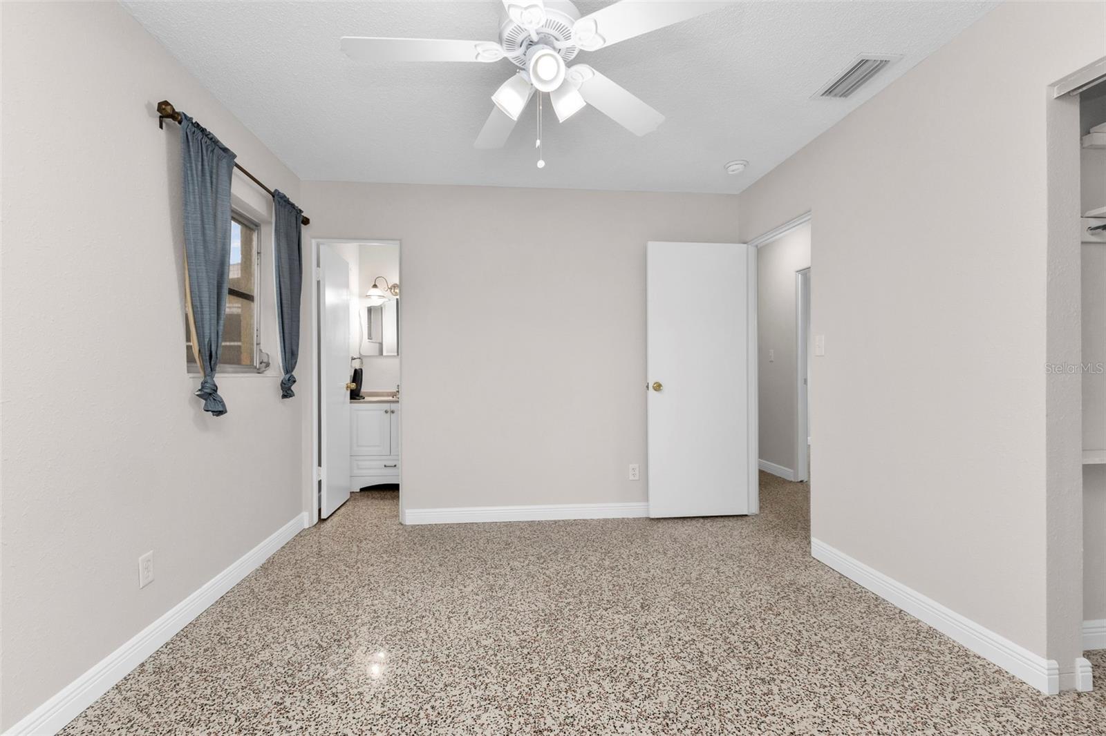 6235 Columbia Dr Property Photo 30