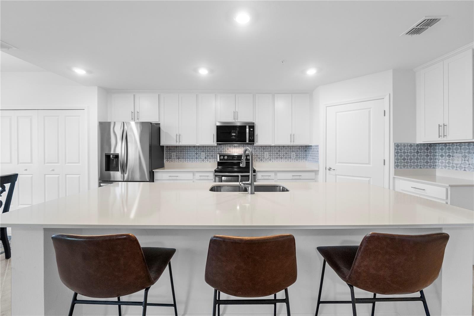43984 Boardwalk Loop #1713 Property Photo 8