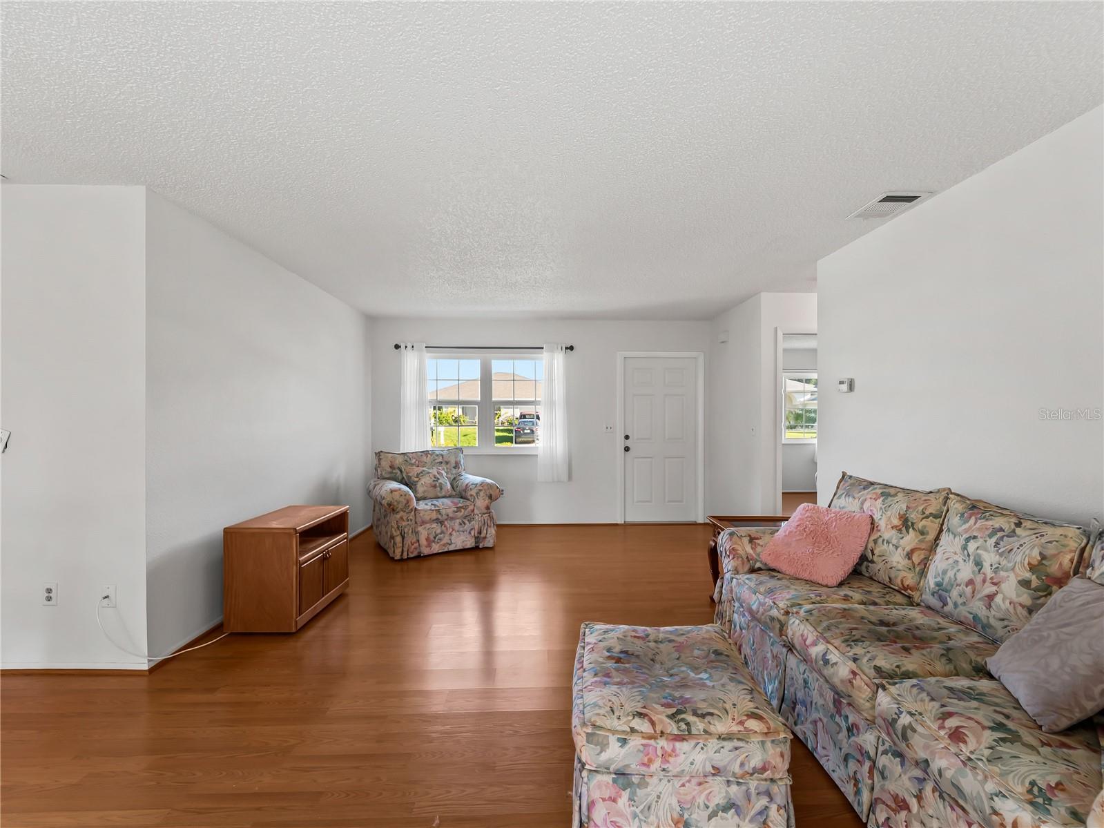 18103 Windswept Ave Property Photo 8