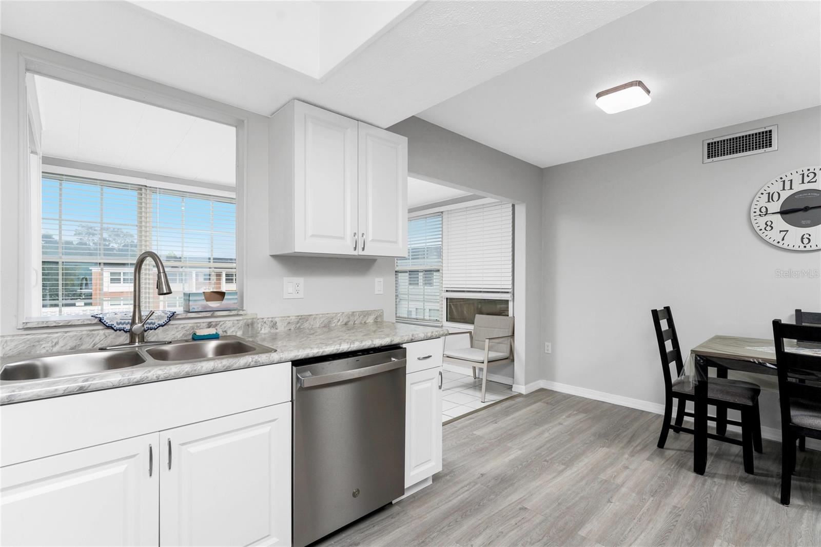 4158 Tamiami Trl #s8 Property Photo 6