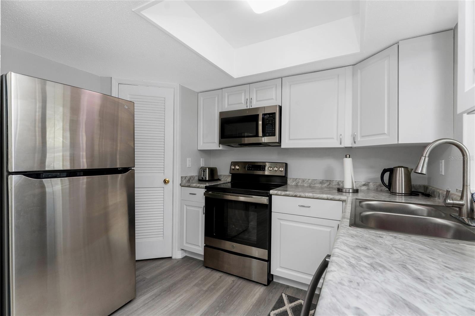 4158 Tamiami Trl #s8 Property Photo 8