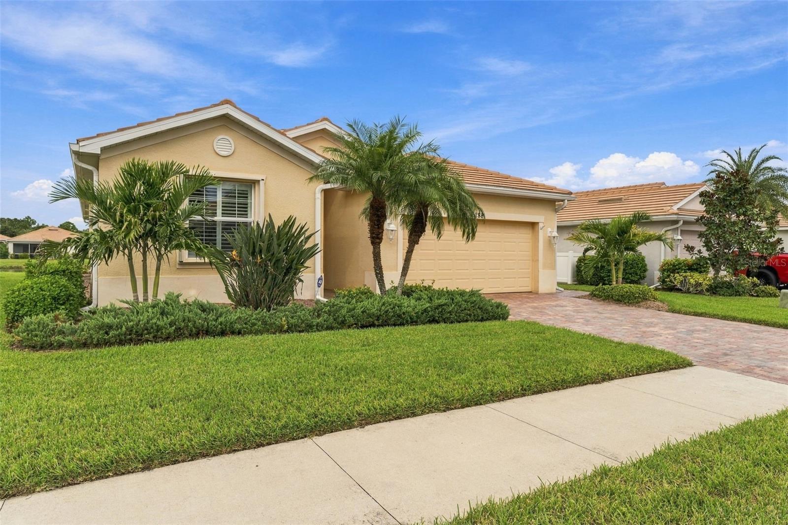 6288 Grand Cypress Blvd Property Photo 2