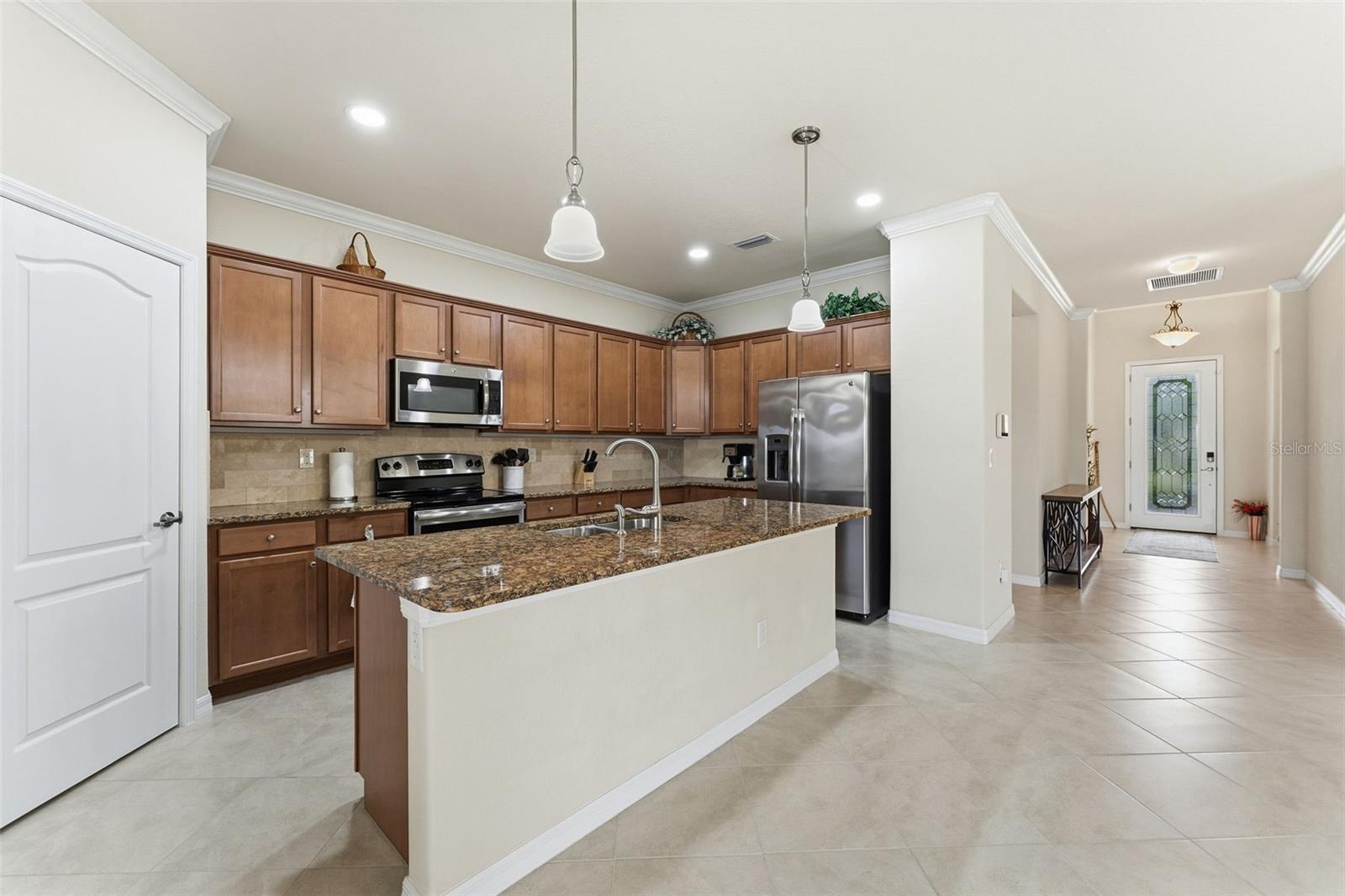 6288 Grand Cypress Blvd Property Photo 9