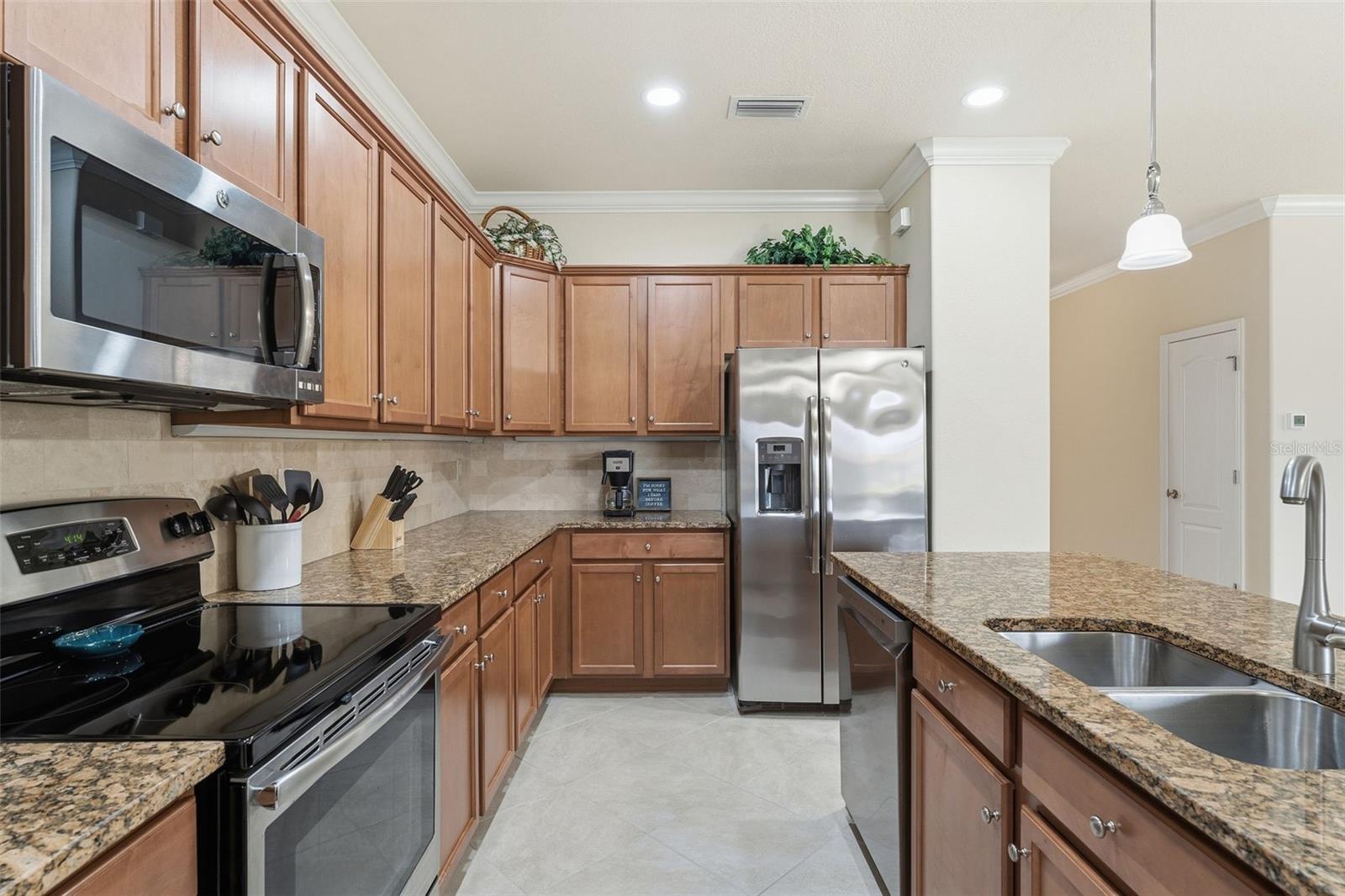 6288 Grand Cypress Blvd Property Photo 10