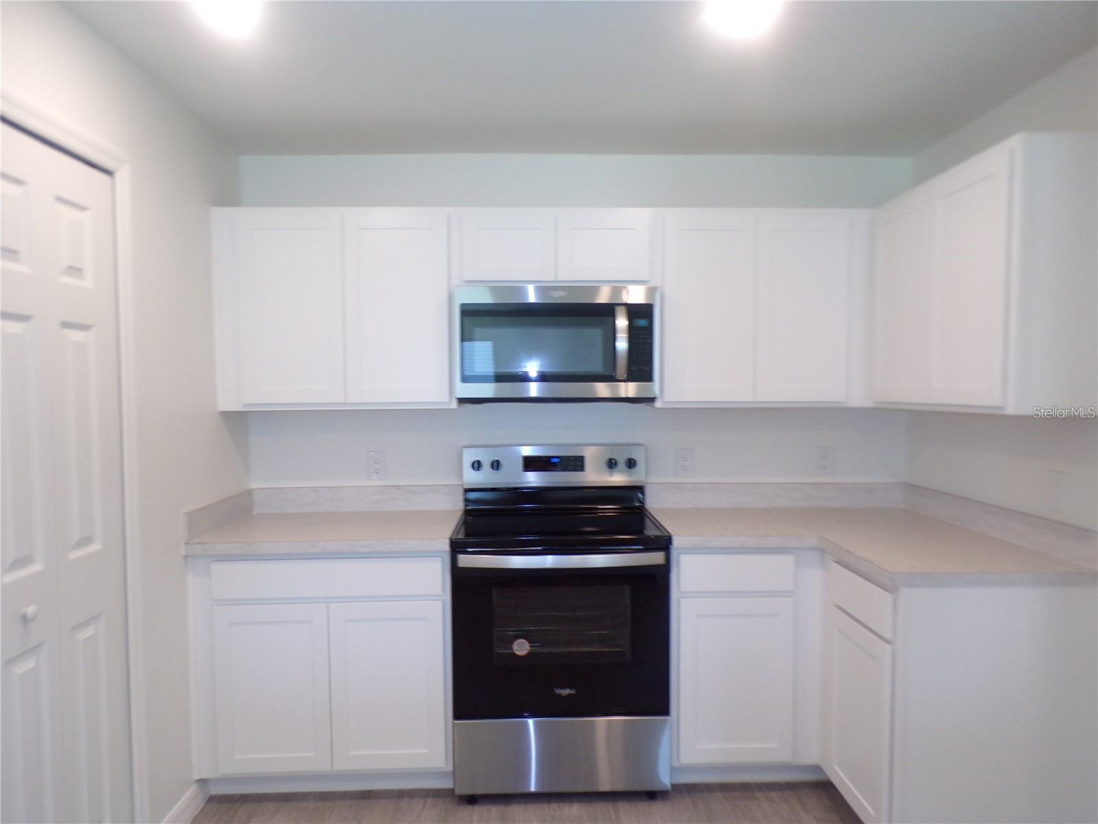 22309 Esplanade Ave Property Photo 5