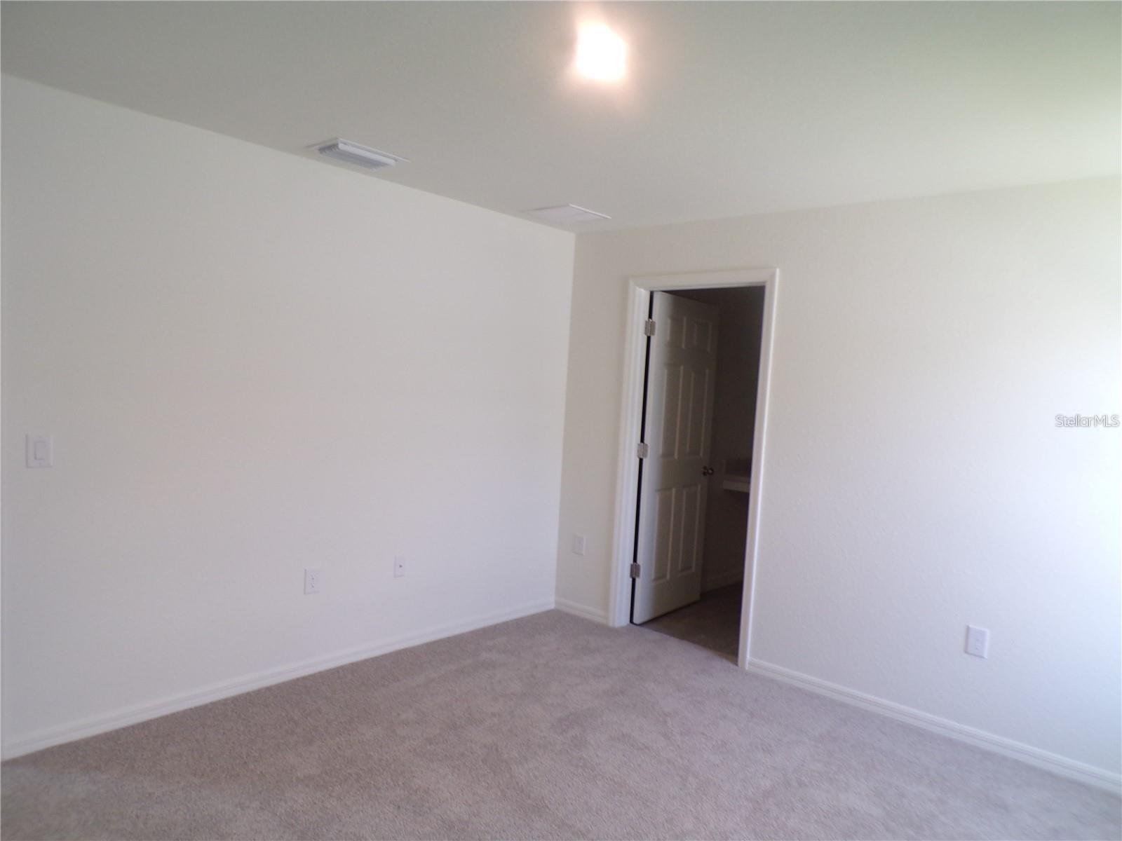 22309 Esplanade Ave Property Photo 21