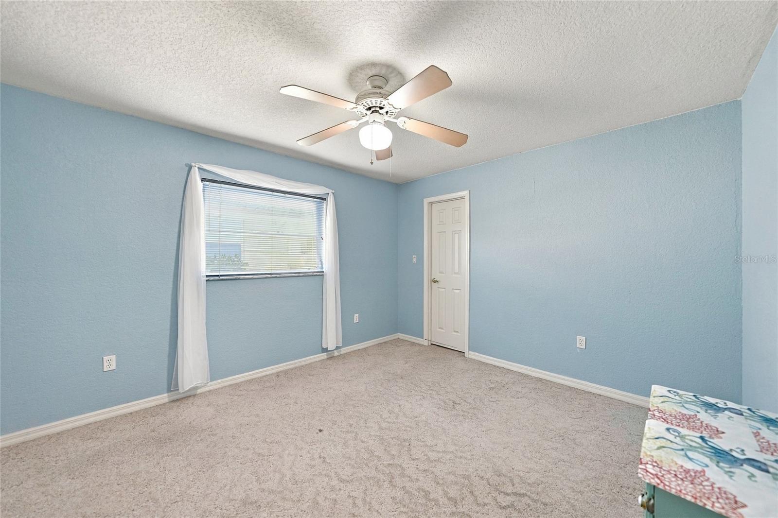 1374 Navigator Rd Property Photo 29