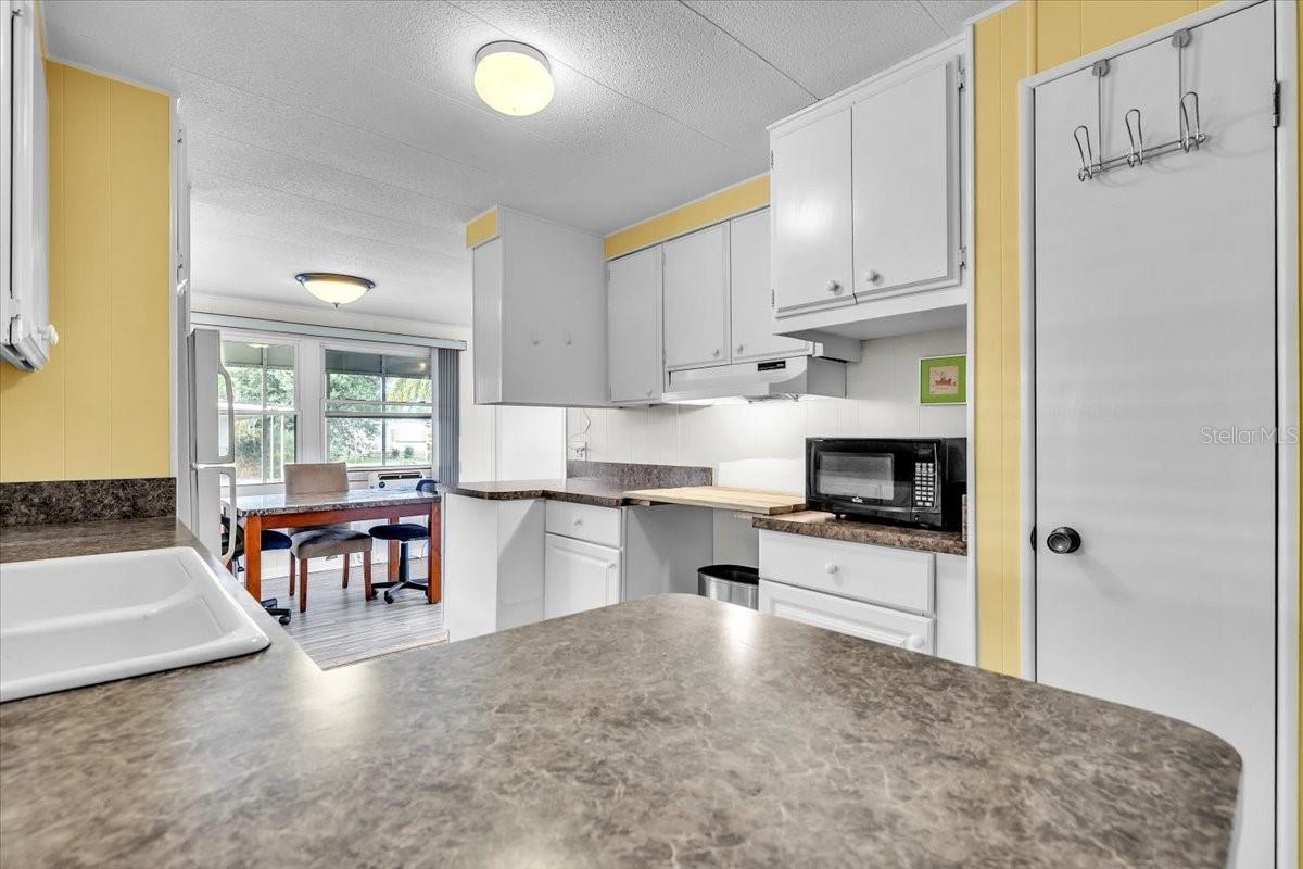 24437 Harborview Rd #27 Property Photo 8