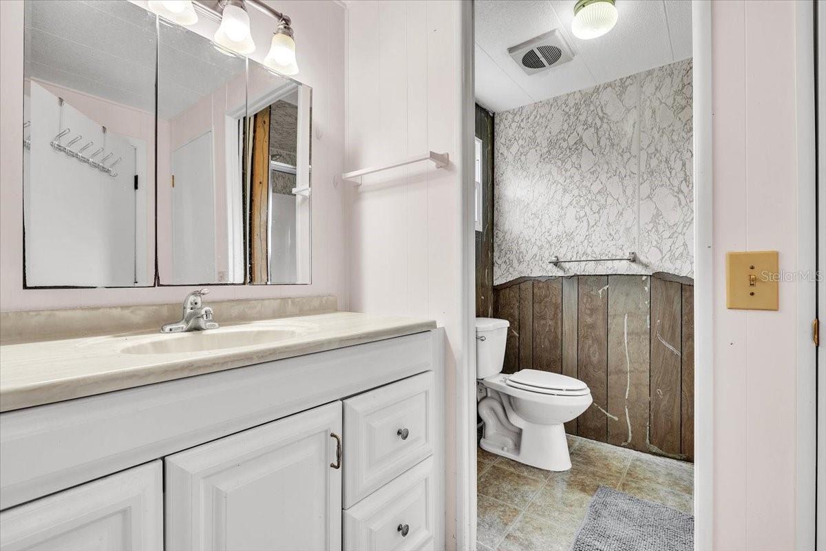 24437 Harborview Rd #27 Property Photo 21