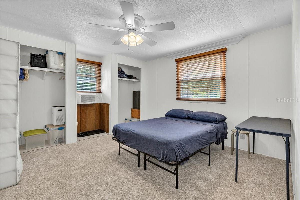 24437 Harborview Rd #27 Property Photo 22