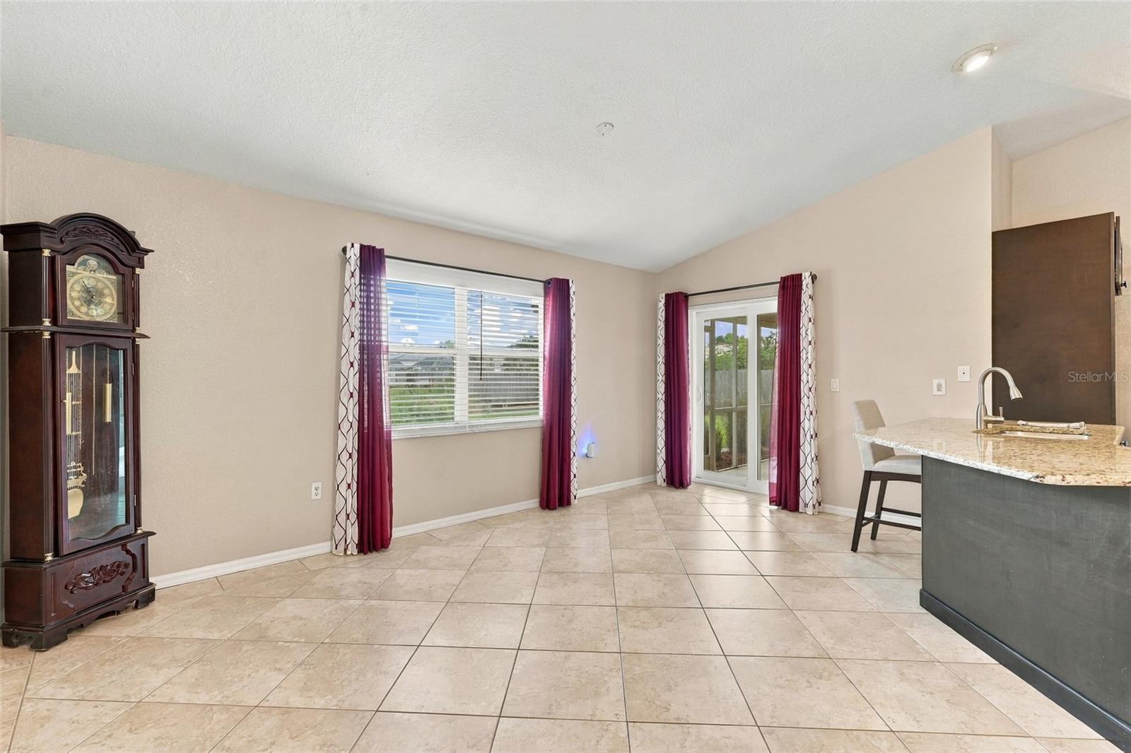1722 Shevlin St Property Photo 12