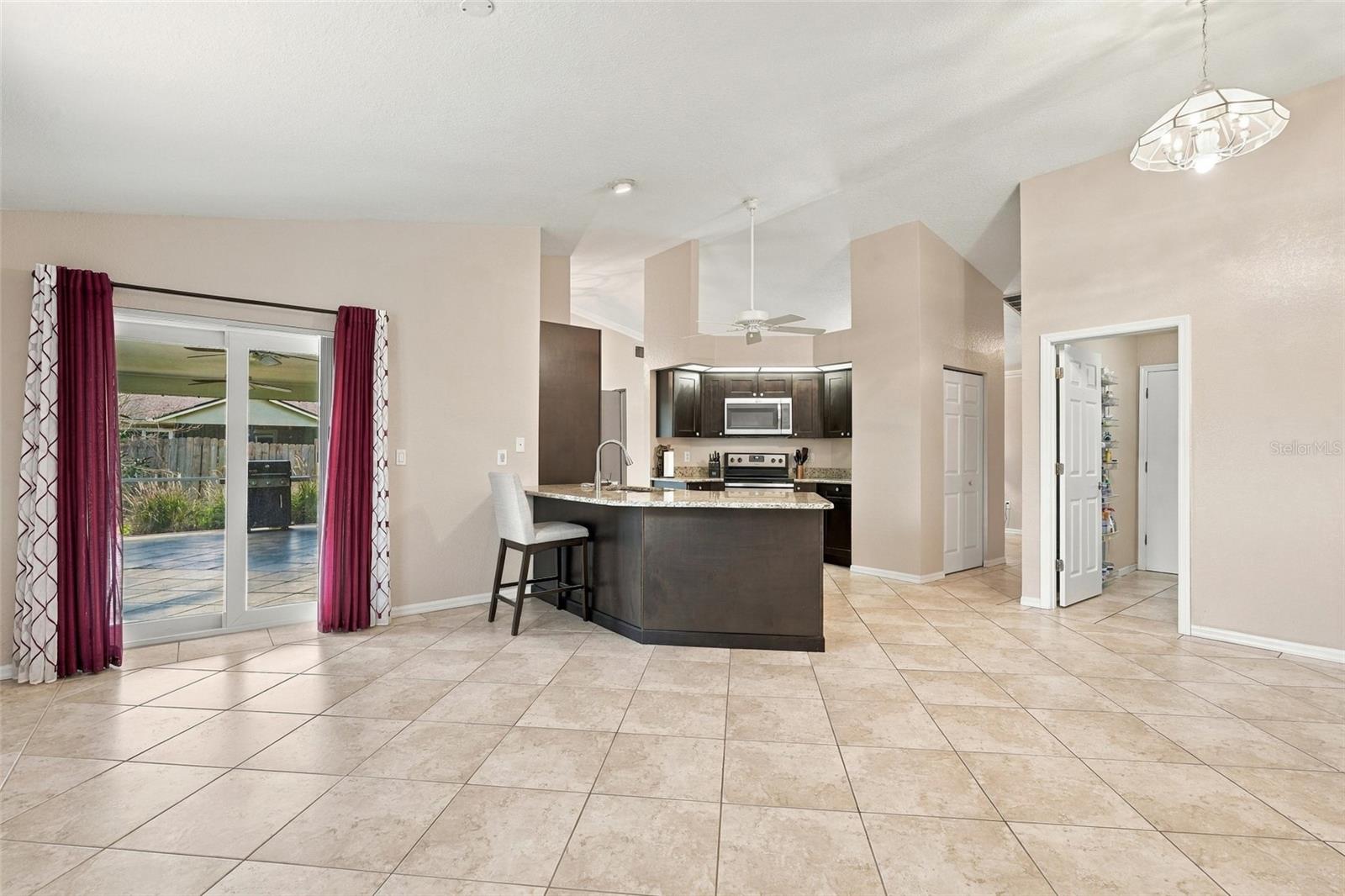 1722 Shevlin St Property Photo 13