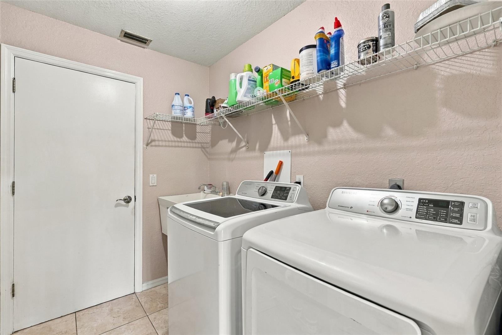 1722 Shevlin St Property Photo 22