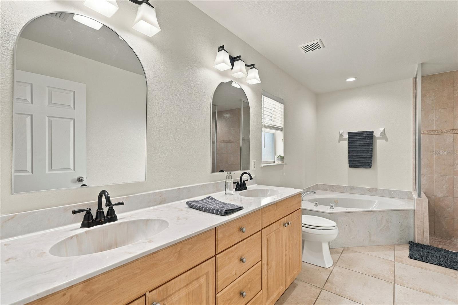 3174 Wenona Dr Property Photo 29