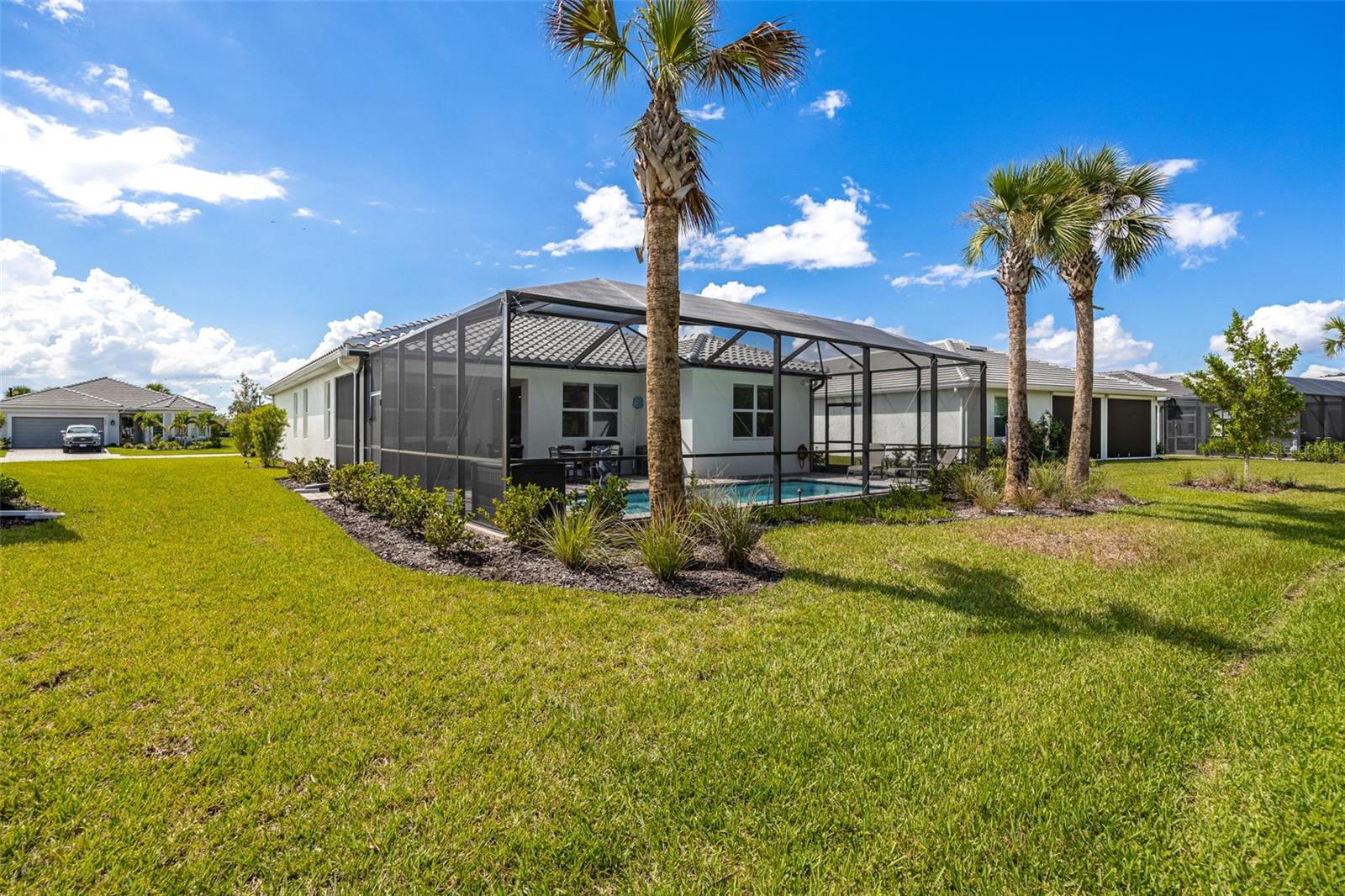 7629 Paradise Tree Dr Property Photo 17