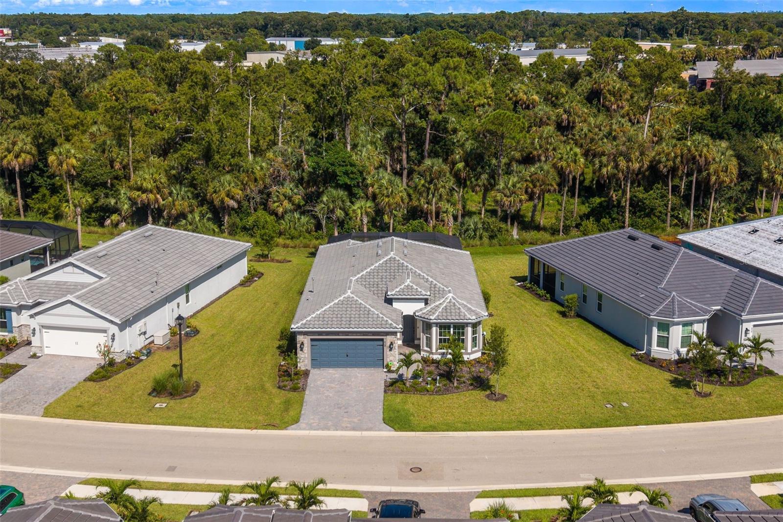 7629 Paradise Tree Dr Property Photo 20