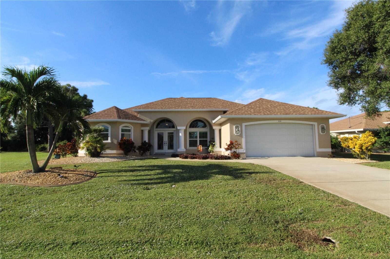 614 Rotonda Cir Property Photo 1