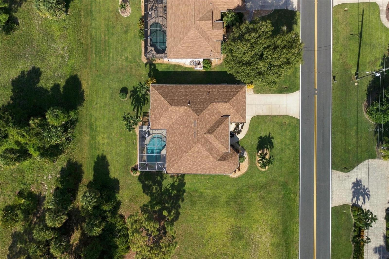 614 Rotonda Cir Property Photo 55