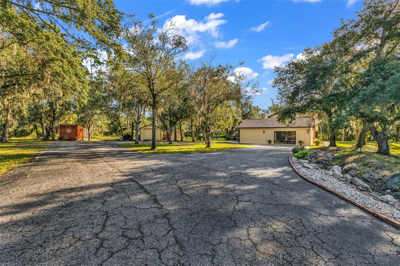 24518 Tangerine Ave Property Photo 80