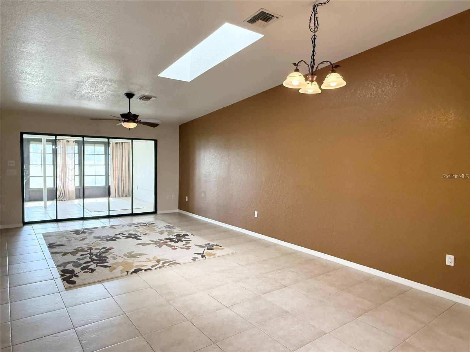 1640 Atares Dr #16 Property Photo 7