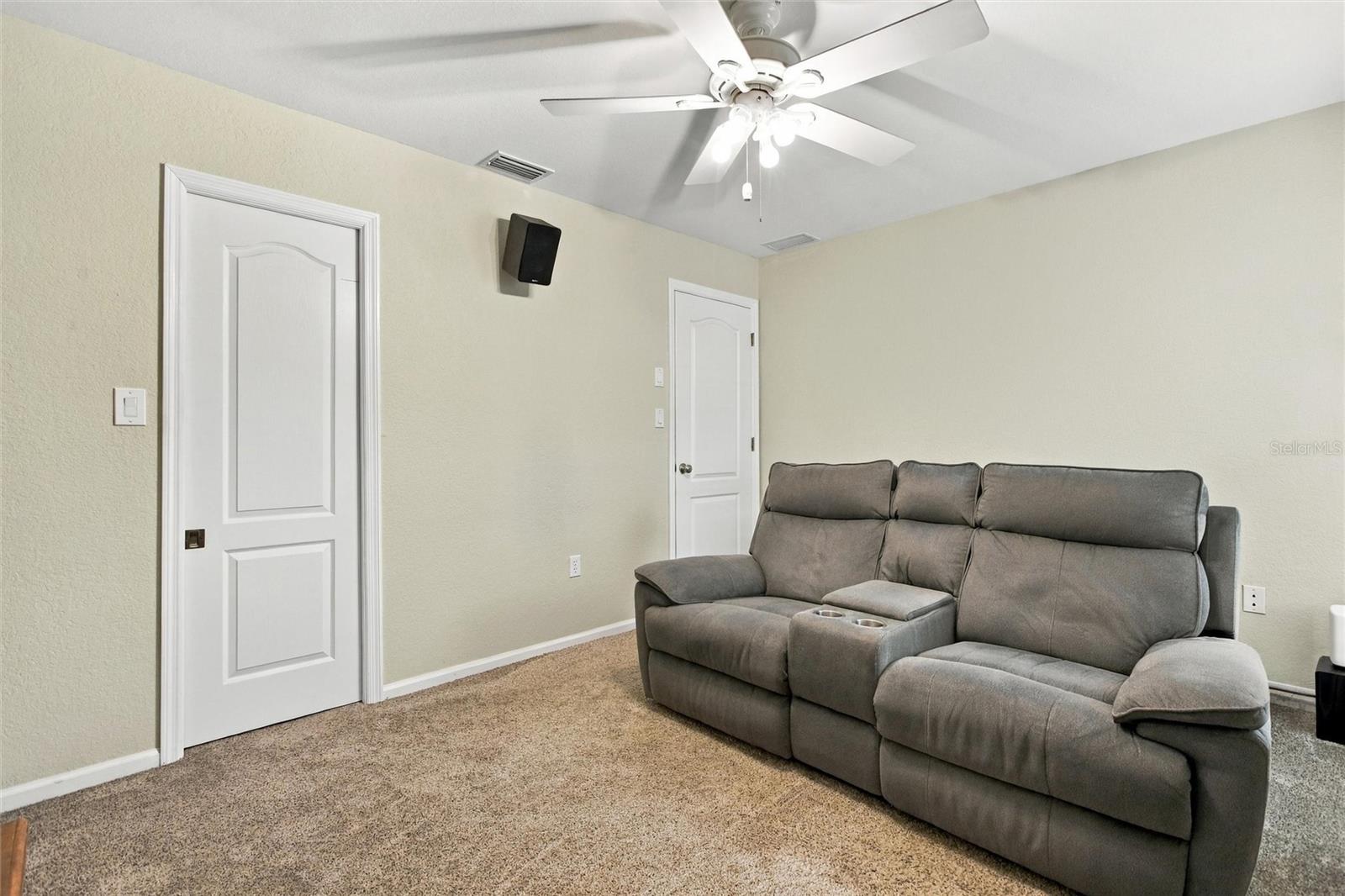 1446 Saint George Ln Property Photo 30