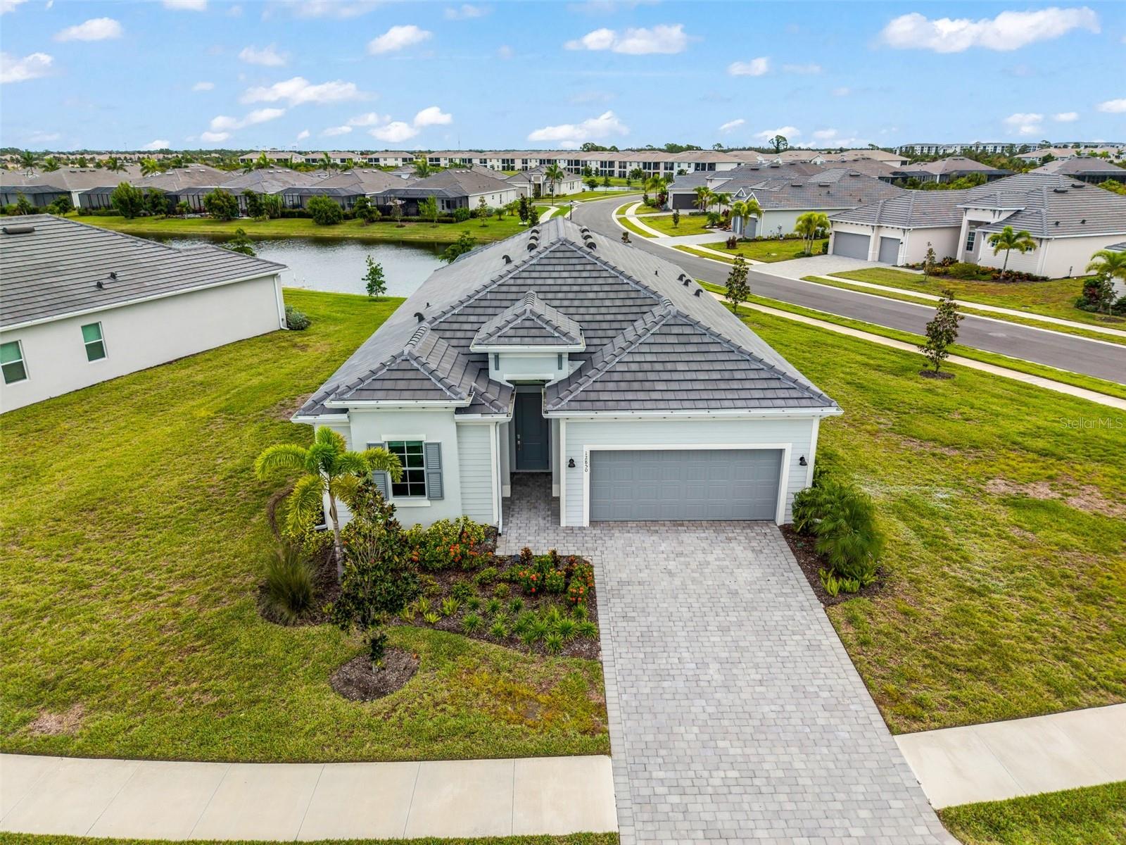 12850 Tulum Loop Property Photo 4