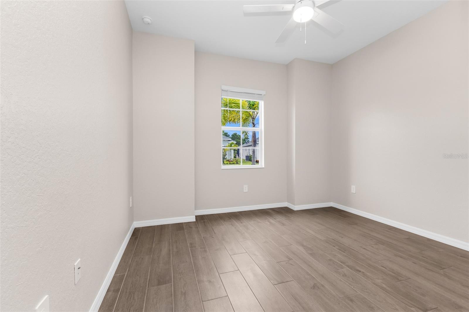 12850 Tulum Loop Property Photo 7