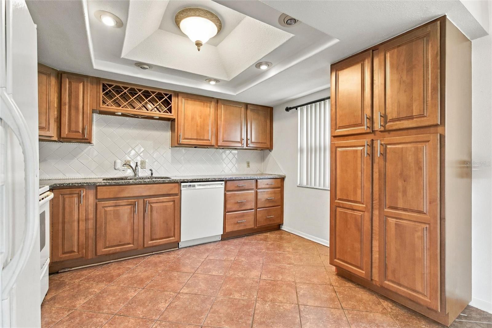 18116 Edgewater Dr Property Photo 18